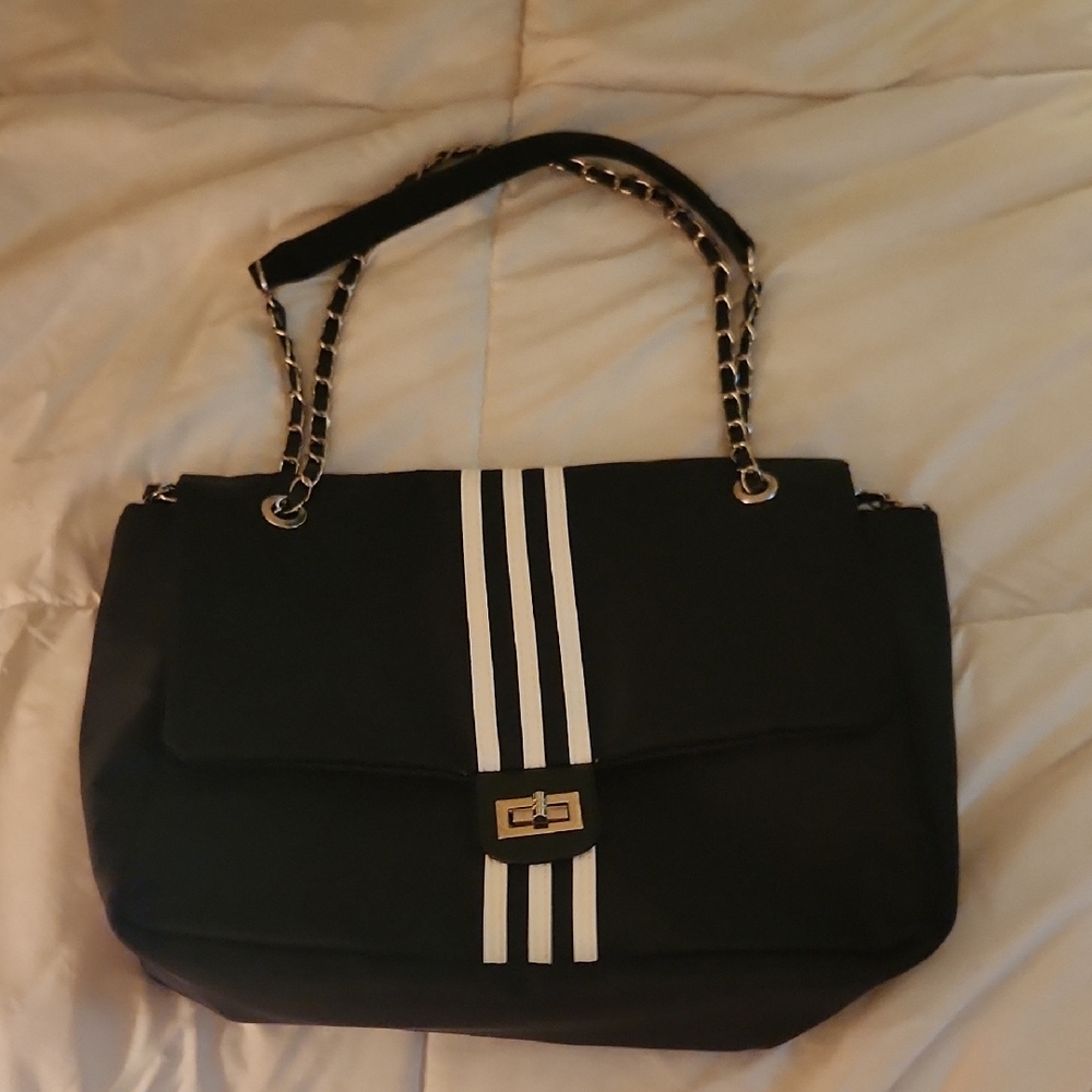 Black Chain Strap Women's Bag Sporty 3 Stripes